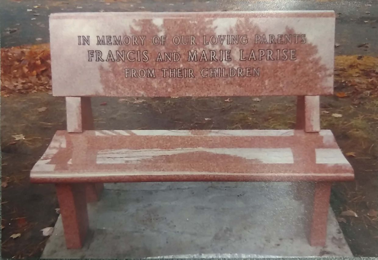 Kienitz-Nix Memorial monument