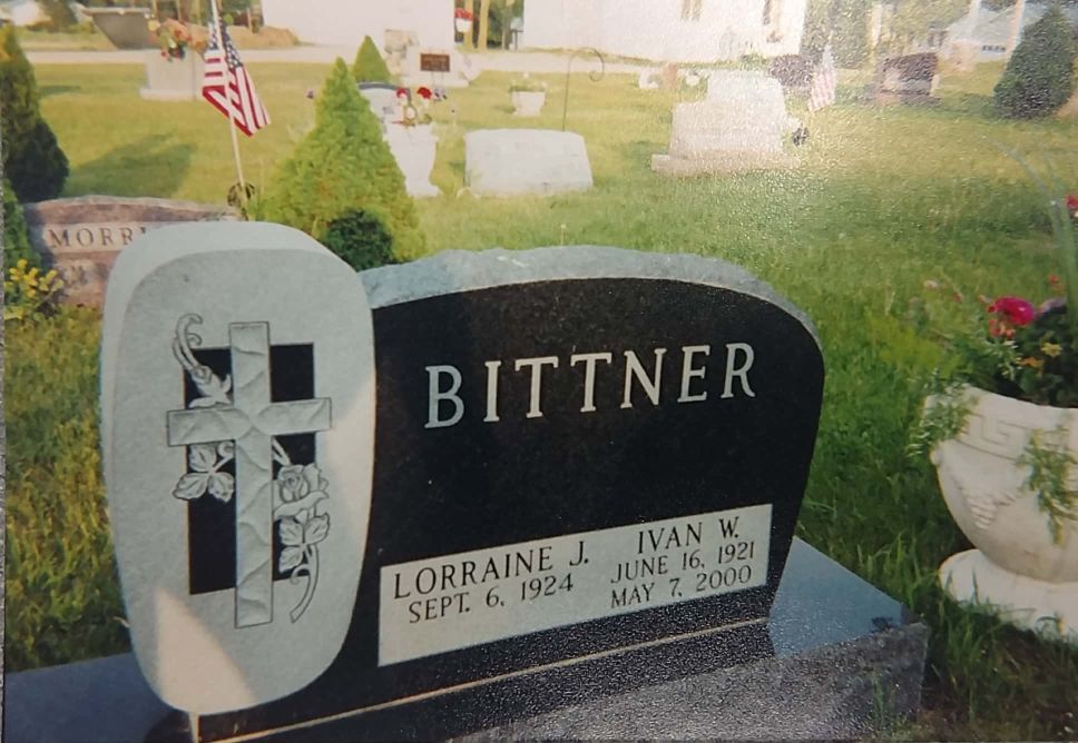 Kienitz-Nix Memorial monument