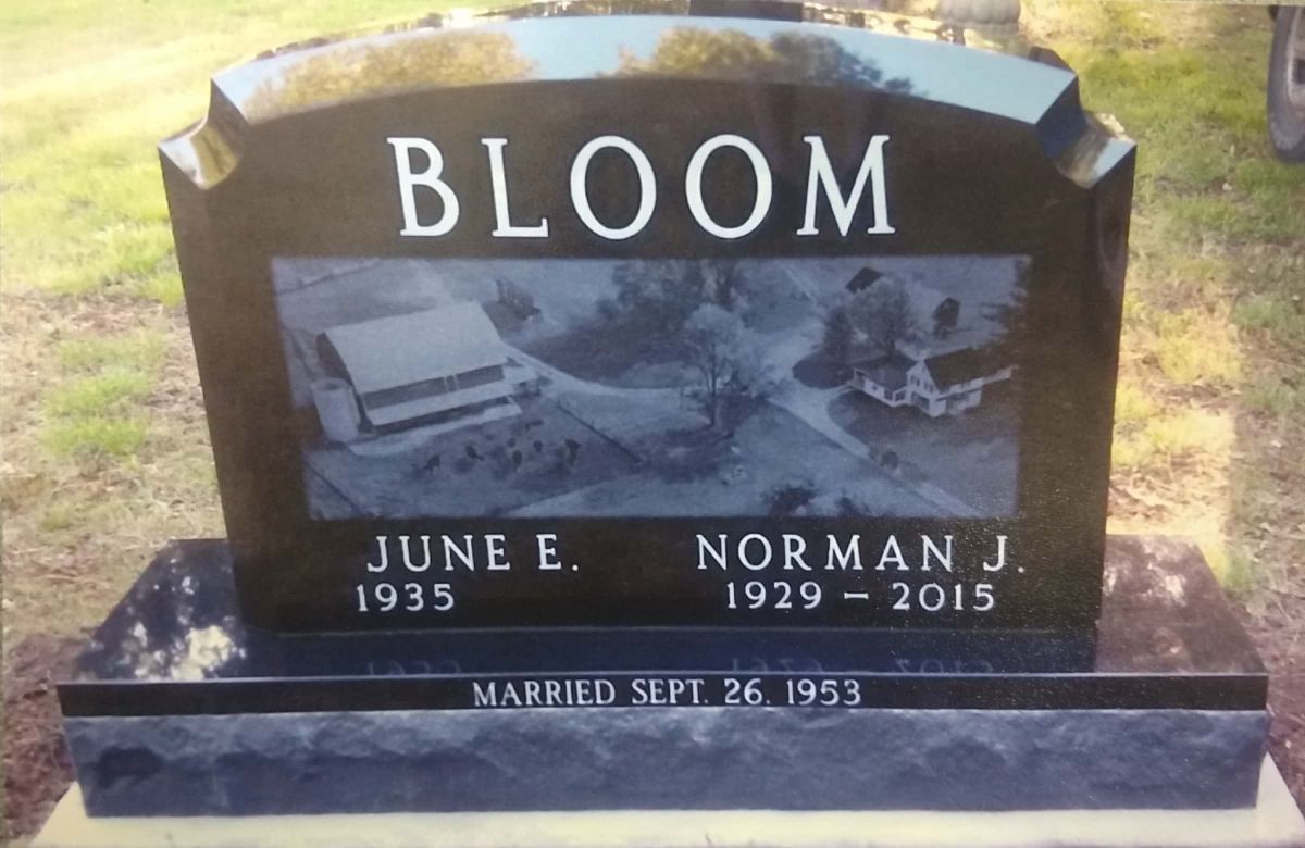 Kienitz-Nix Memorial monument