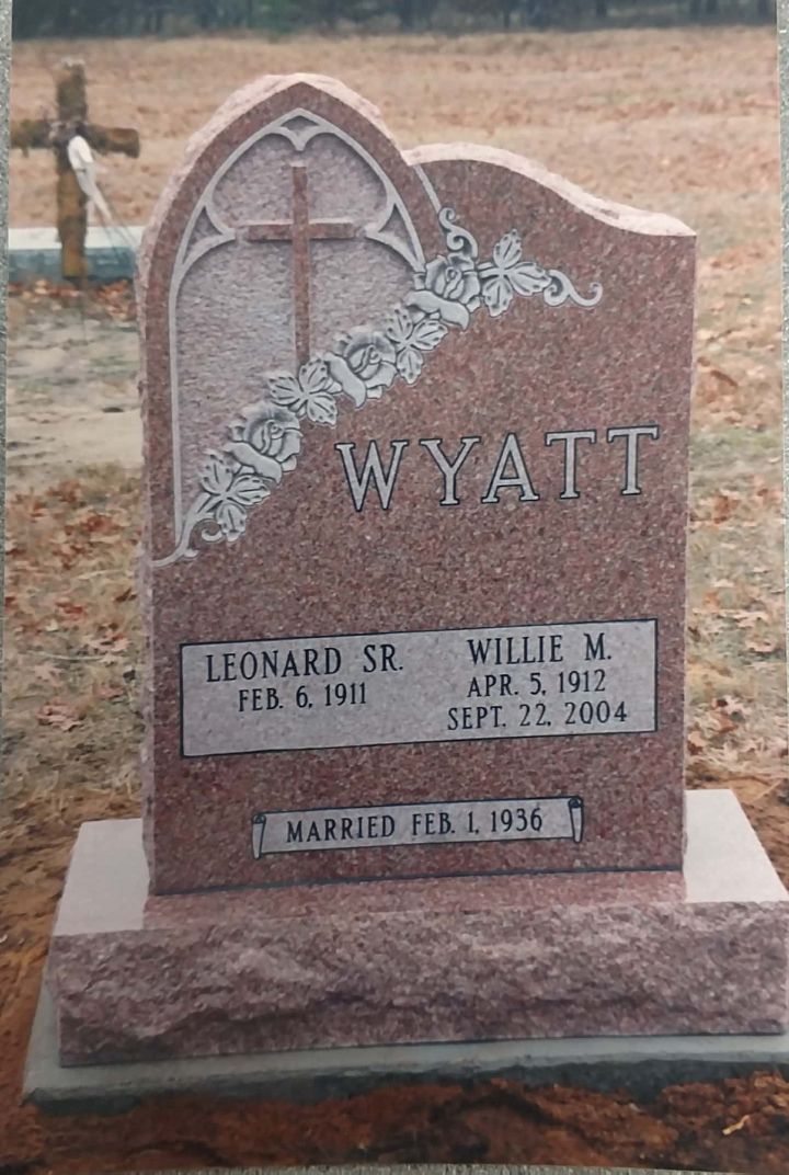 Kienitz-Nix Memorial monument